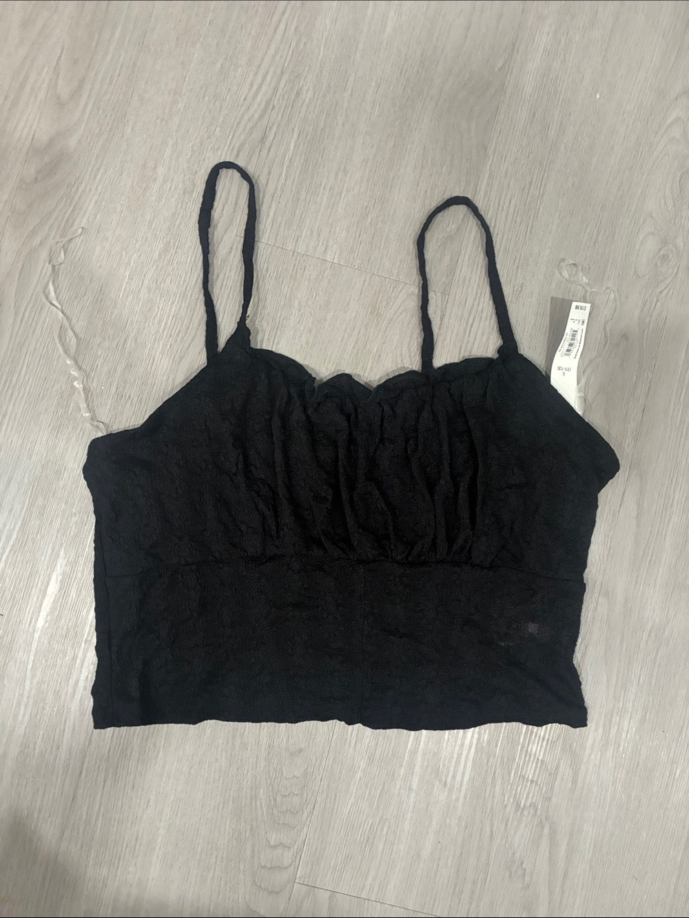 No Boundaries Black Lace Cropped Camisole/Black Ruched Lace Camisole LG